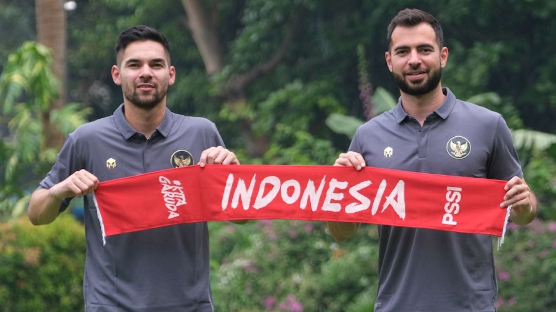 納納在阿賈 納納在阿賈